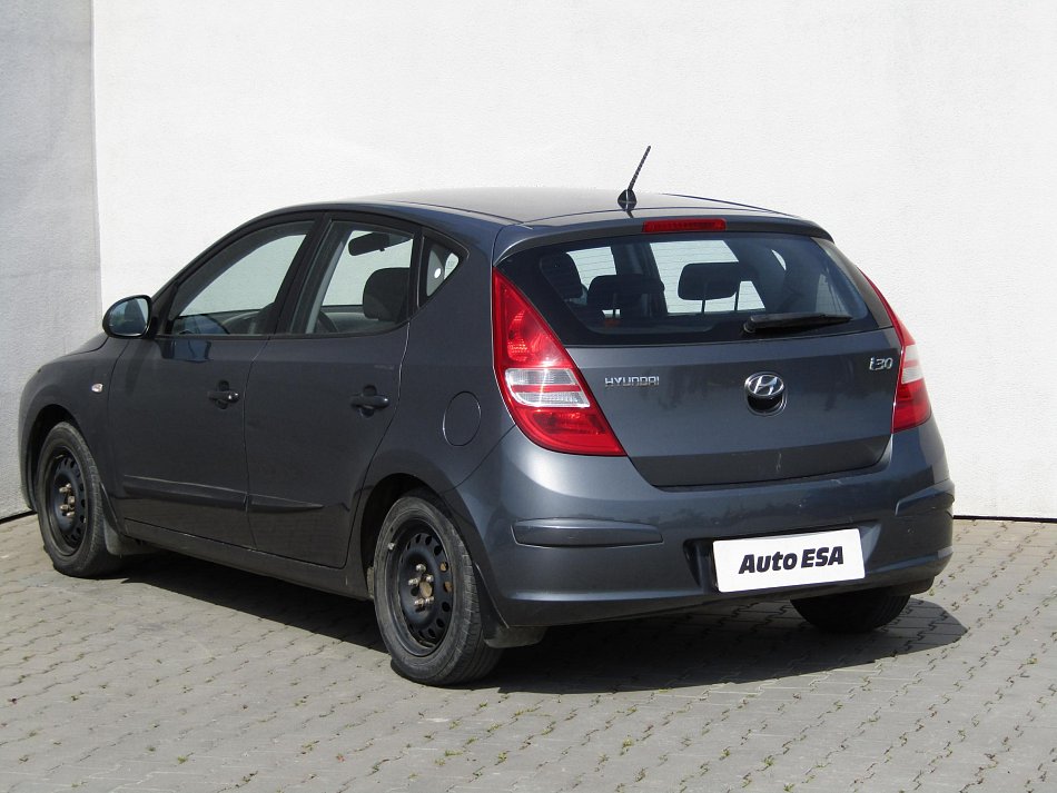 Hyundai I30 1.4 16V 