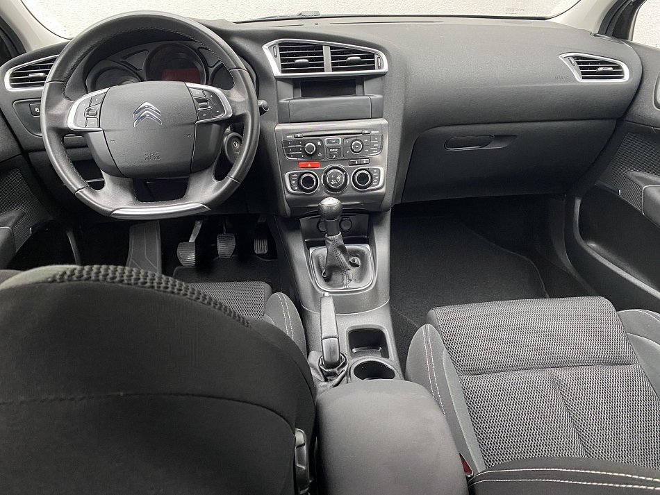 Citroën C4 1.6 i Selection