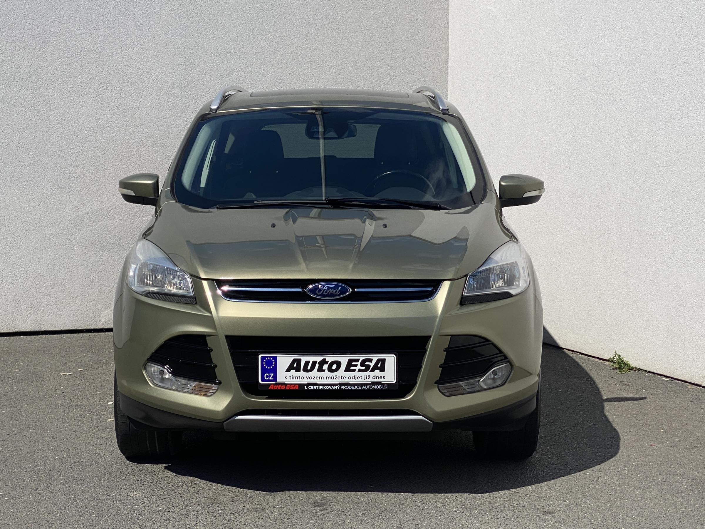 Ford Kuga, 2014 - pohled č. 2