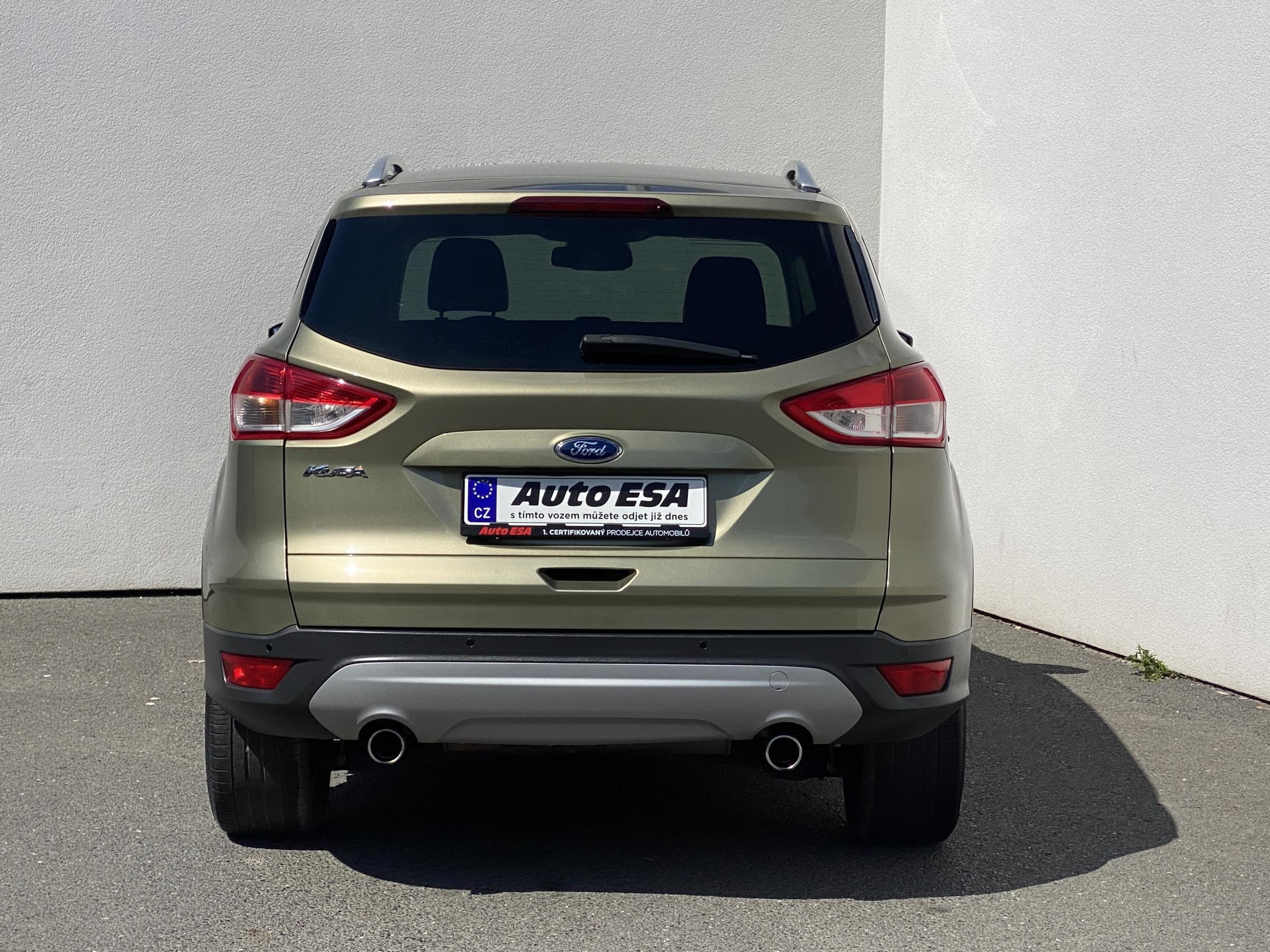 Ford Kuga, 2014 - pohled č. 5