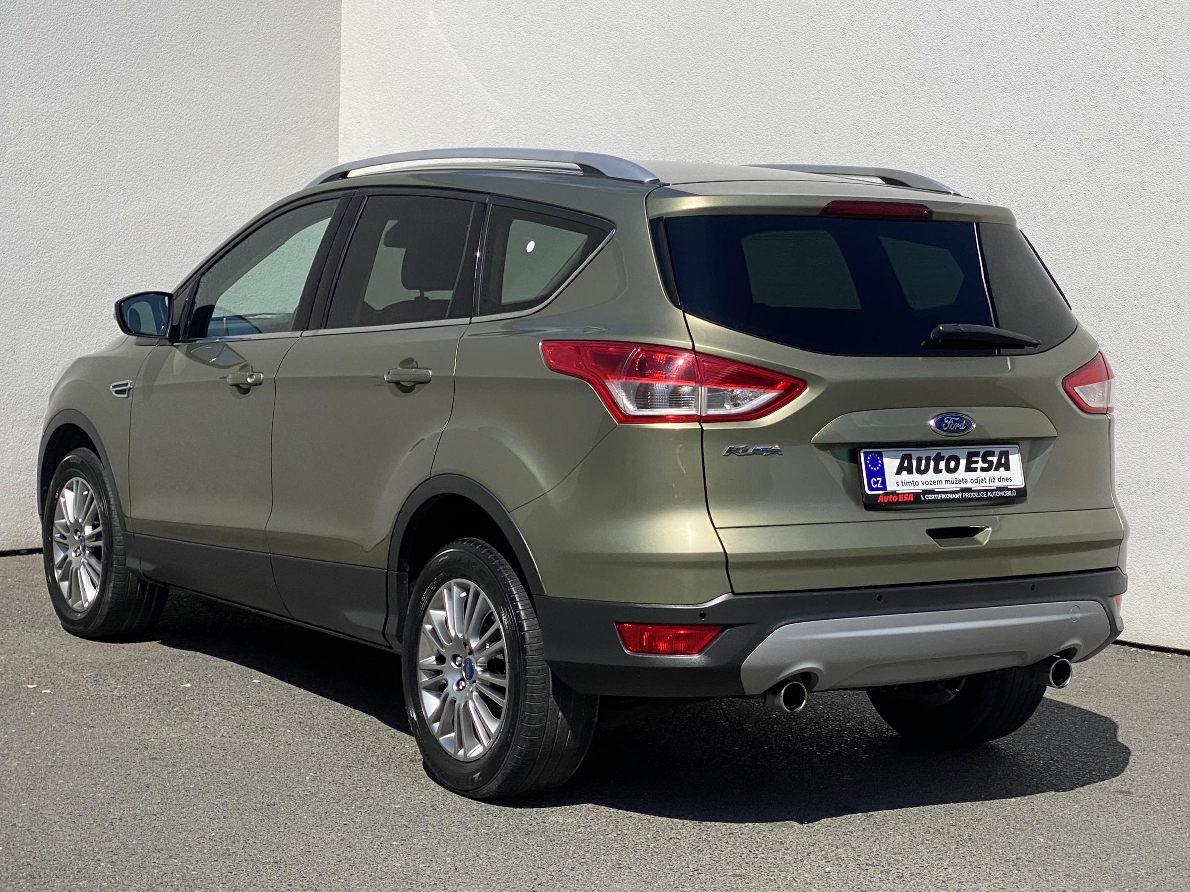 Ford Kuga, 2014 - pohled č. 6