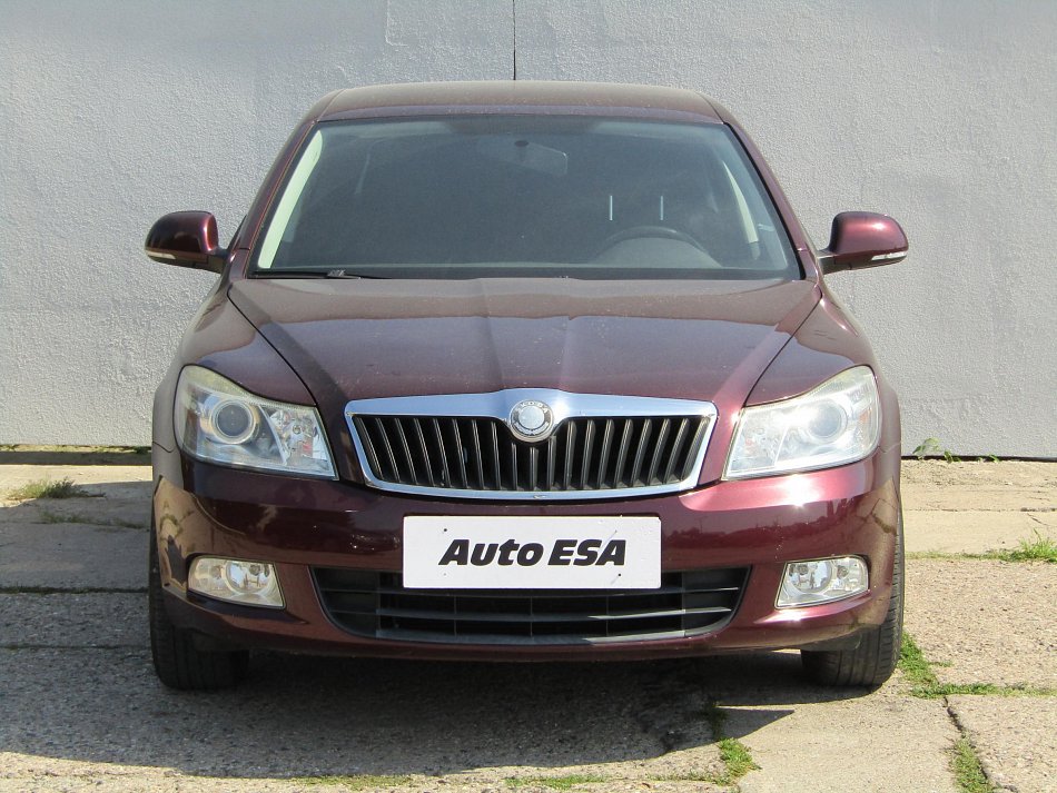 Škoda Octavia II 1.6 MPi Elegance