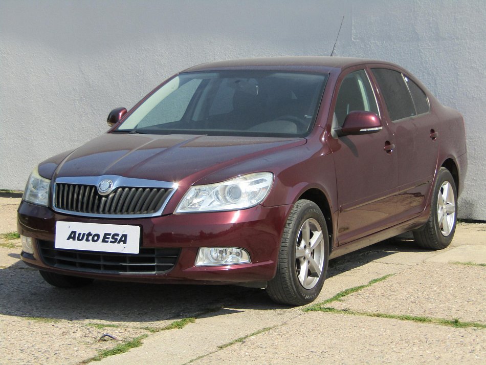 Škoda Octavia II 1.6 MPi Elegance