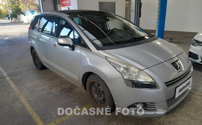 Peugeot 5008 2.0HDi 