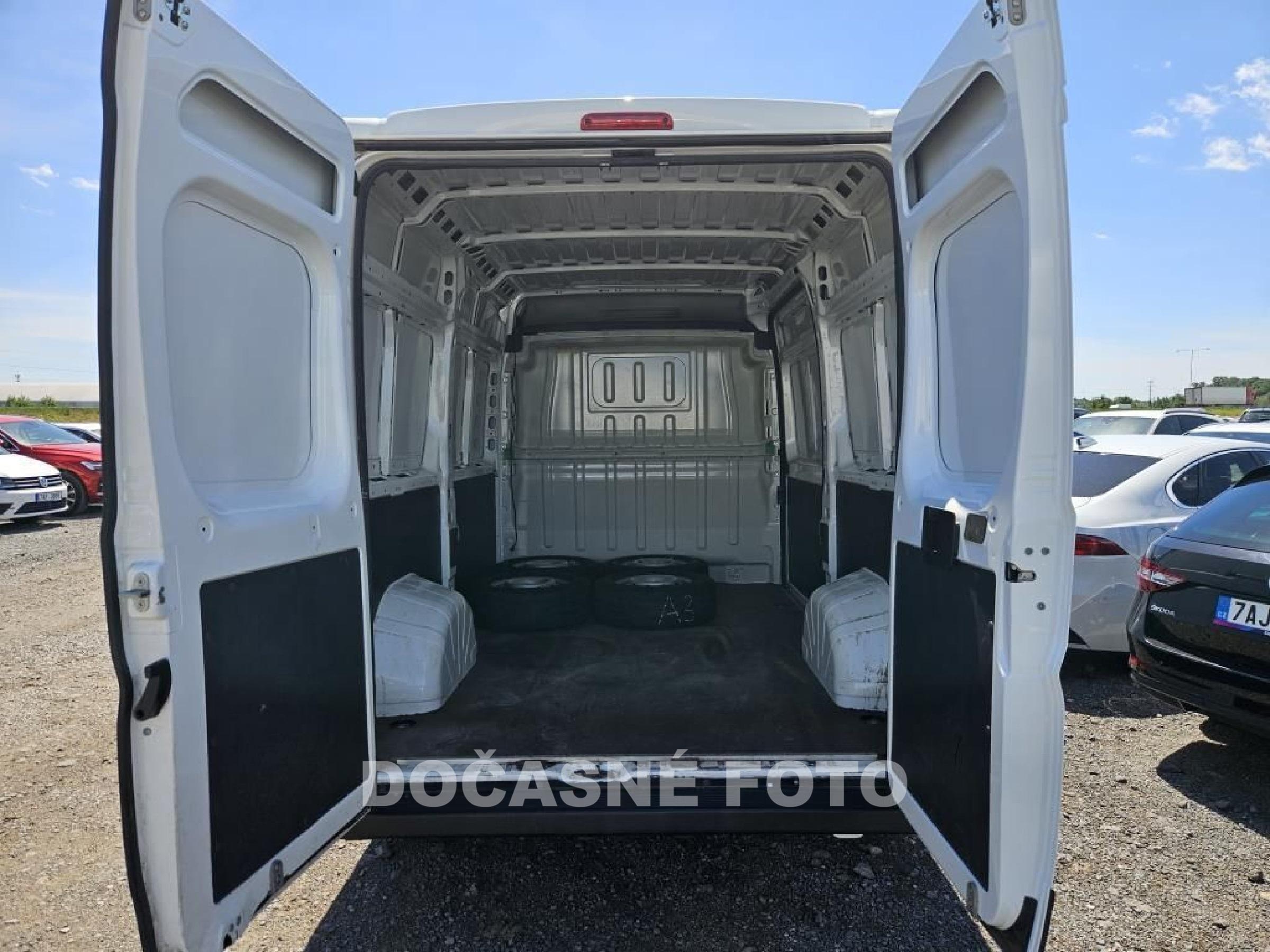 Peugeot Boxer, 2019 - pohled č. 6