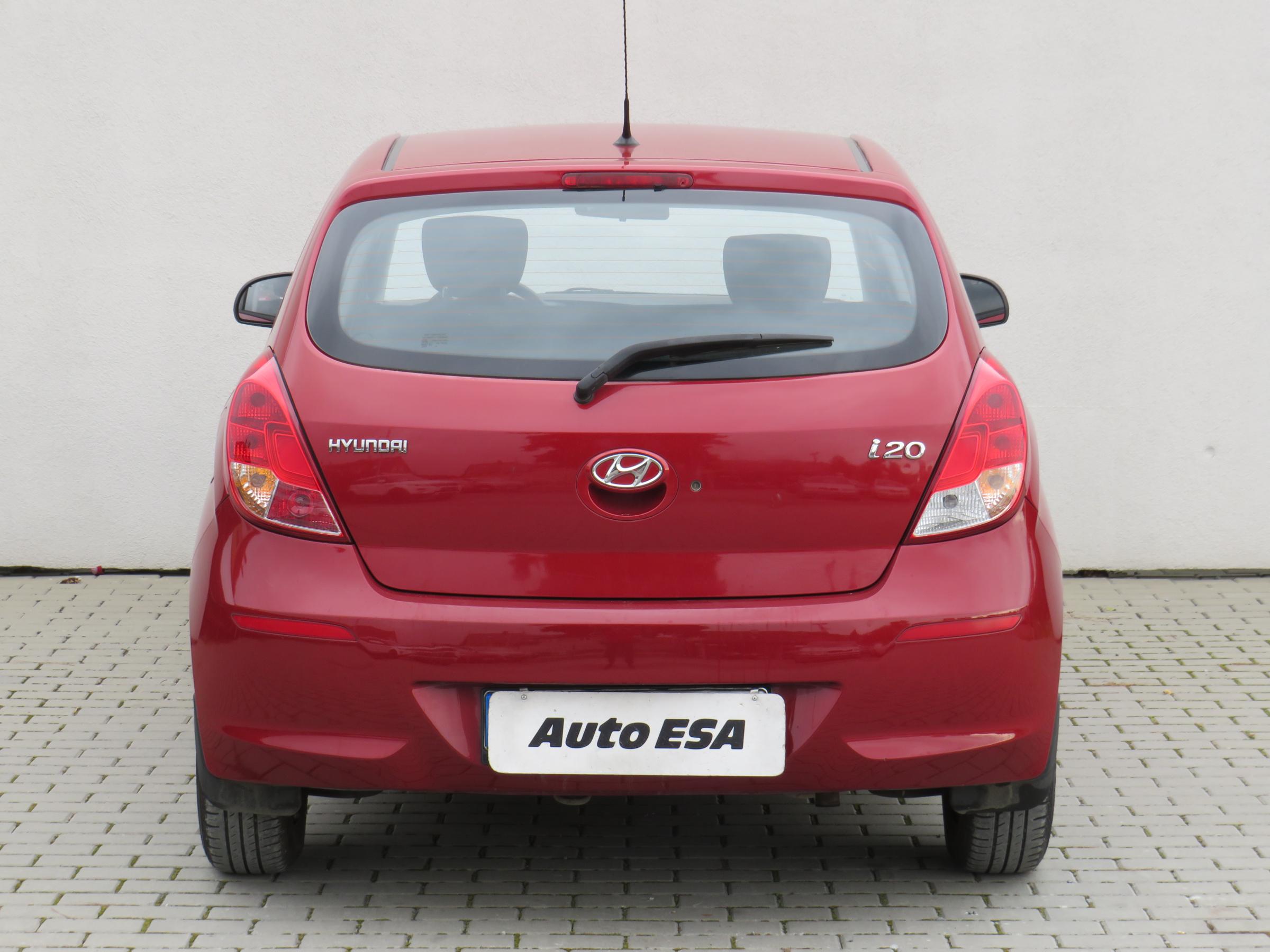 Hyundai i20, 2014 - pohled č. 5