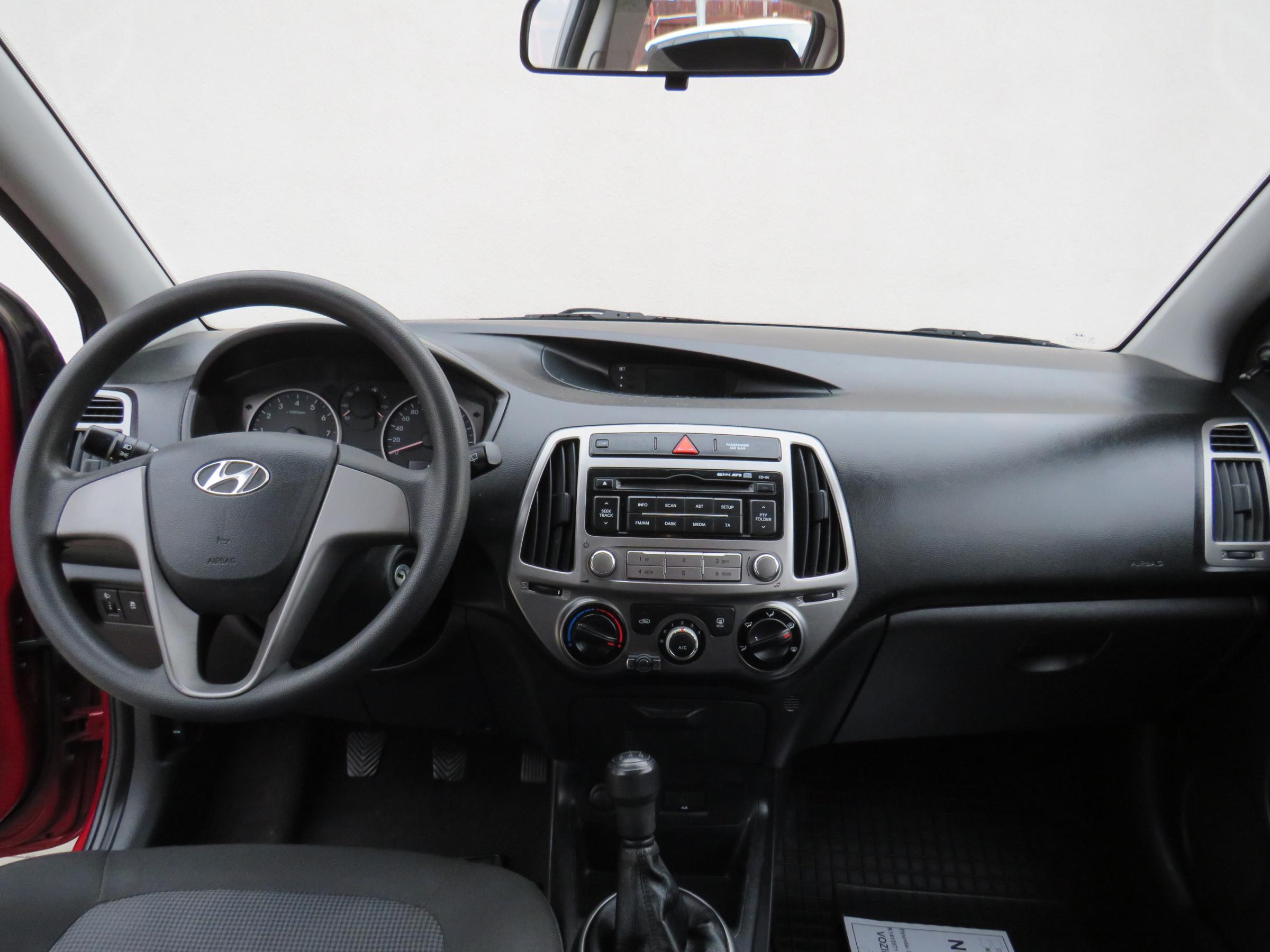 Hyundai i20, 2014 - pohled č. 9