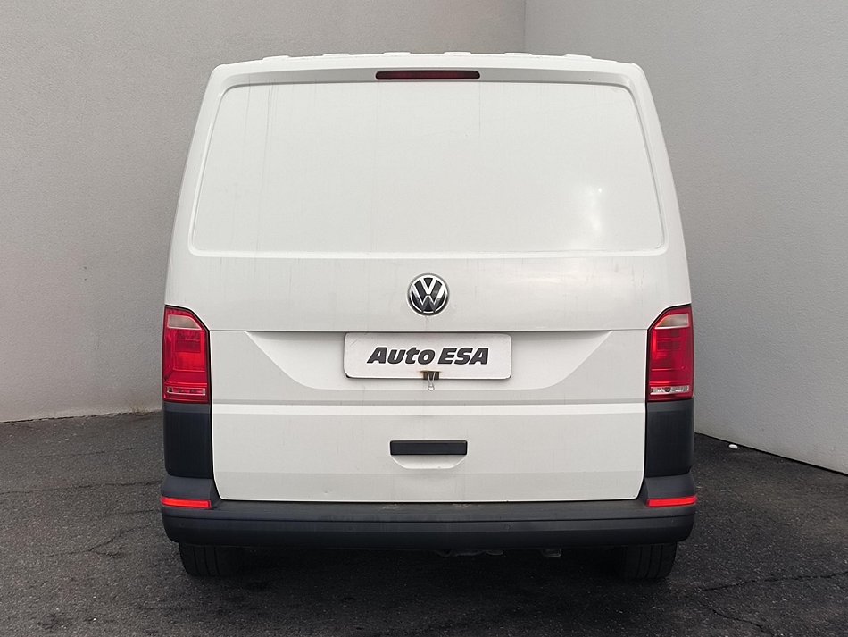 Volkswagen Transporter 2.0TDi  DÍLNA