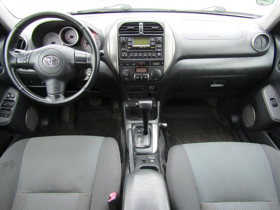 Toyota RAV4 2.0i  4x4