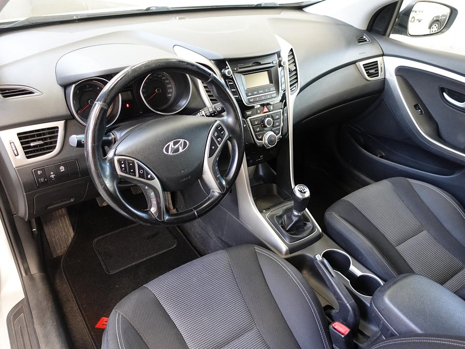 Hyundai I30 1.6 CRDI 