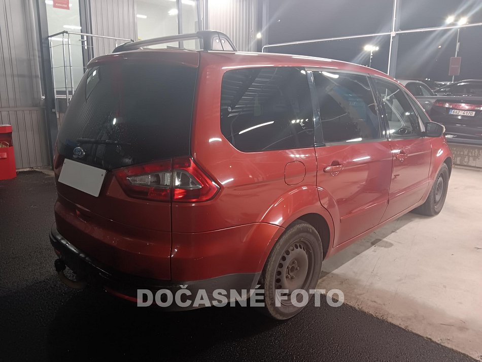 Ford Galaxy 2.0 i 