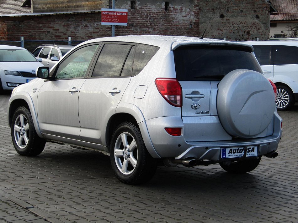 Toyota RAV4 2.2D-4D 