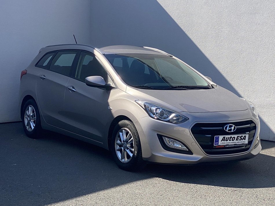 Hyundai I30 1.6 CRDi Trikolor