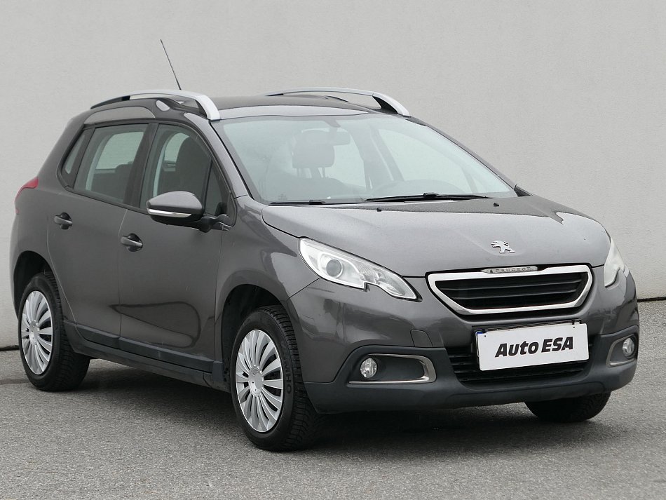 Peugeot 2008 1.2i 