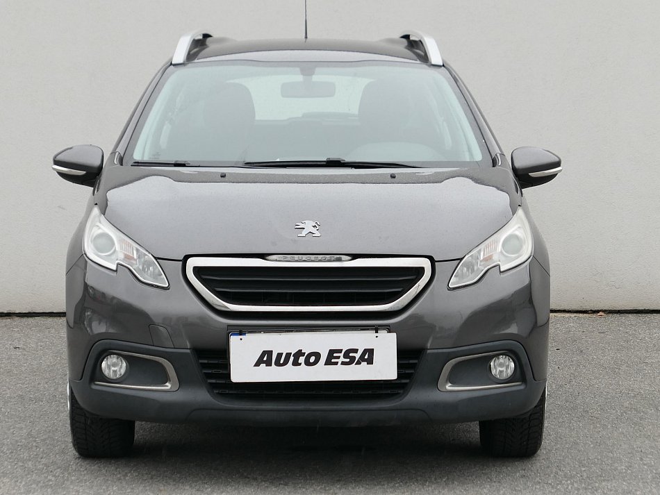 Peugeot 2008 1.2i 