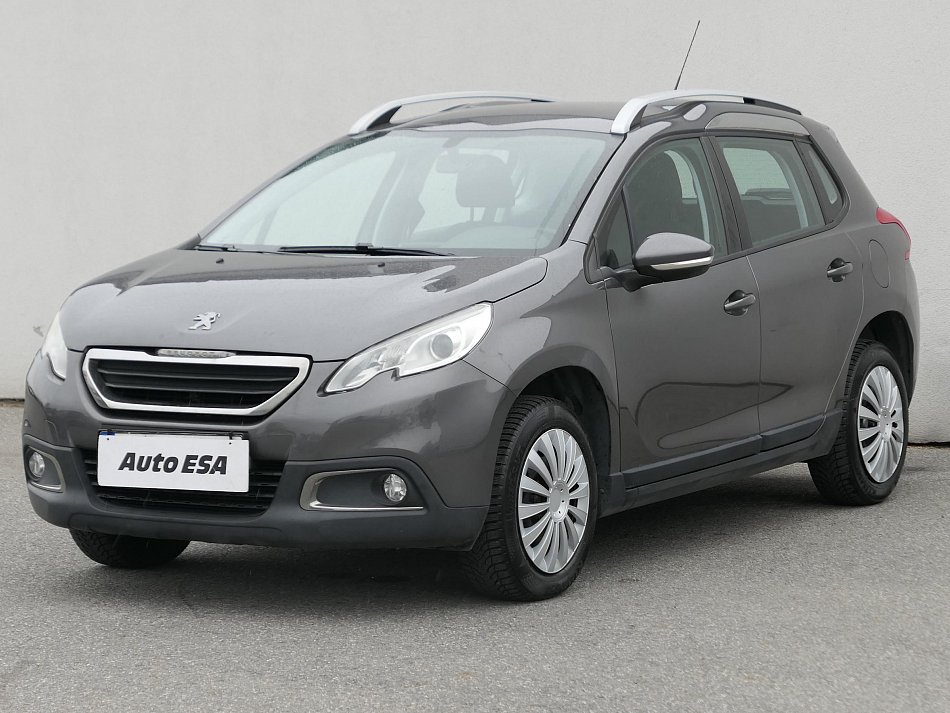 Peugeot 2008 1.2i 