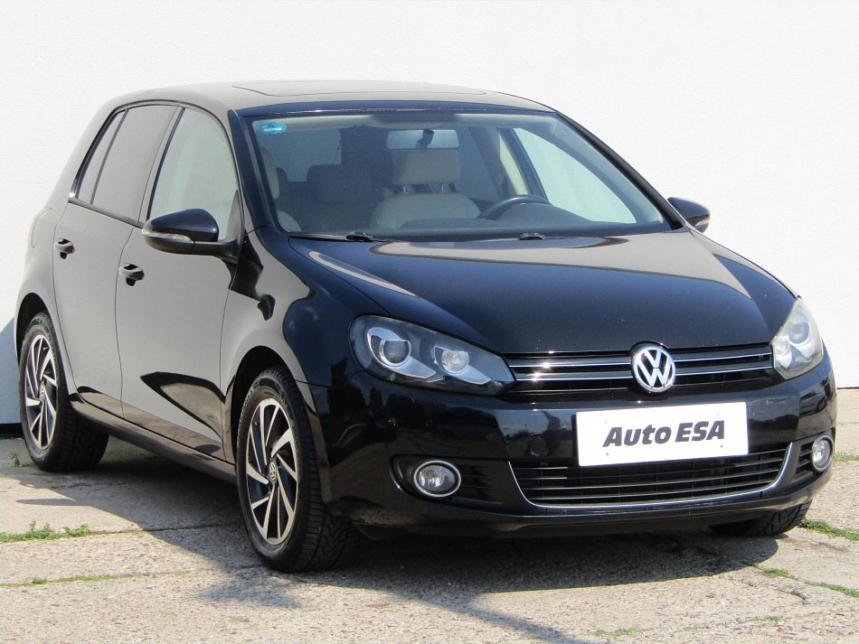 Volkswagen Golf 1.6 MPI 