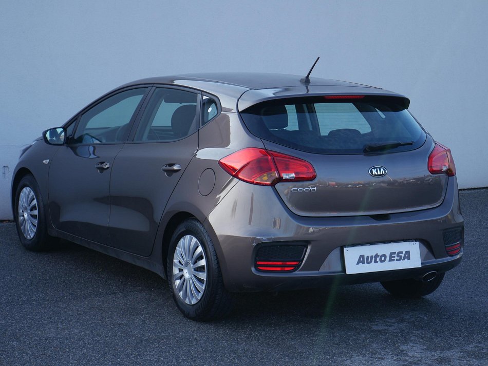 Kia Ceed 1.4 CVVT Comfort