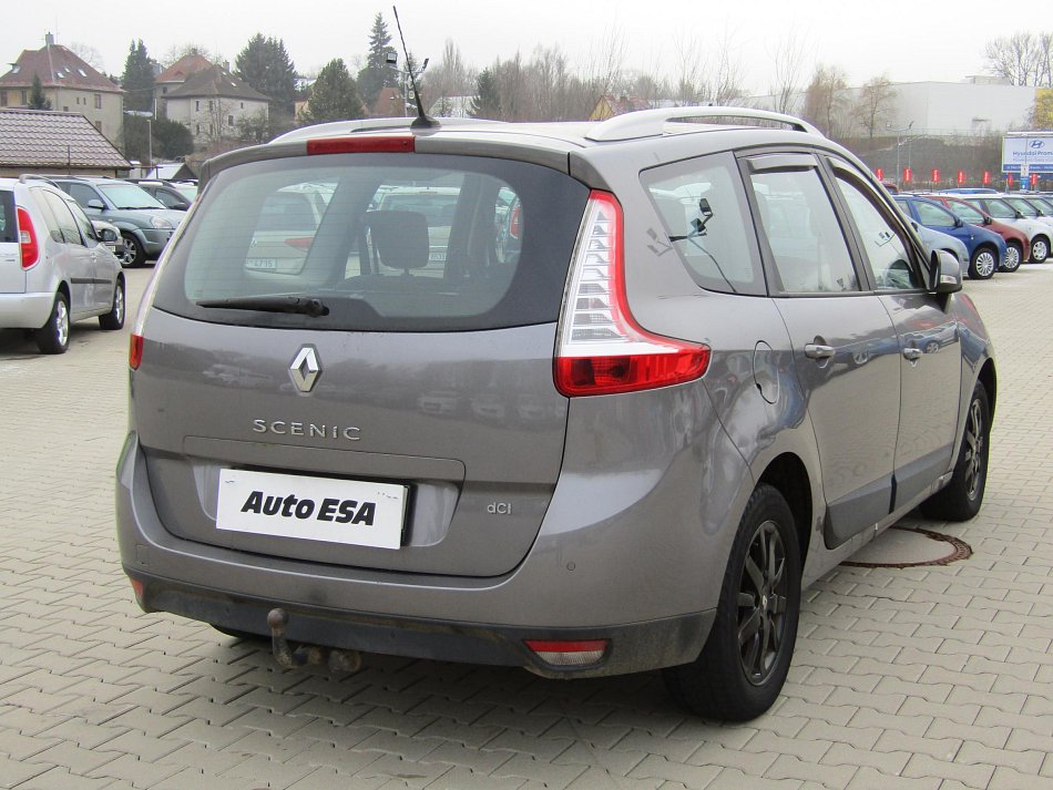 Renault Scénic 1.5 dCi 