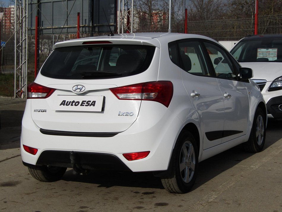 Hyundai Ix20 1.4i 