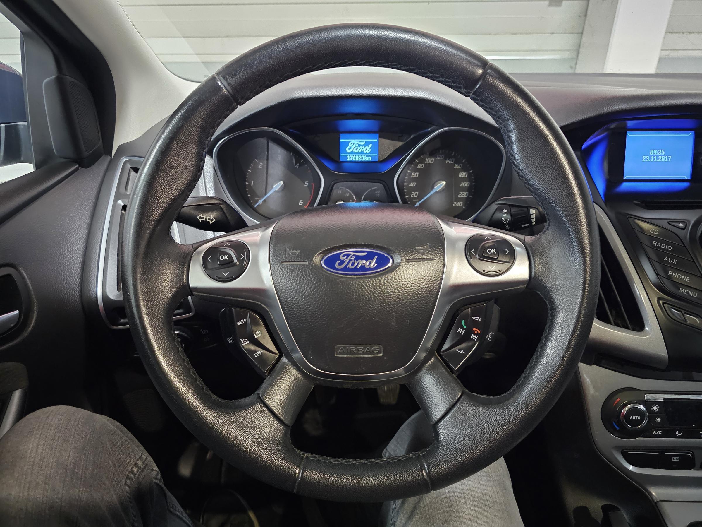 Ford Focus, 2011 - pohled č. 16