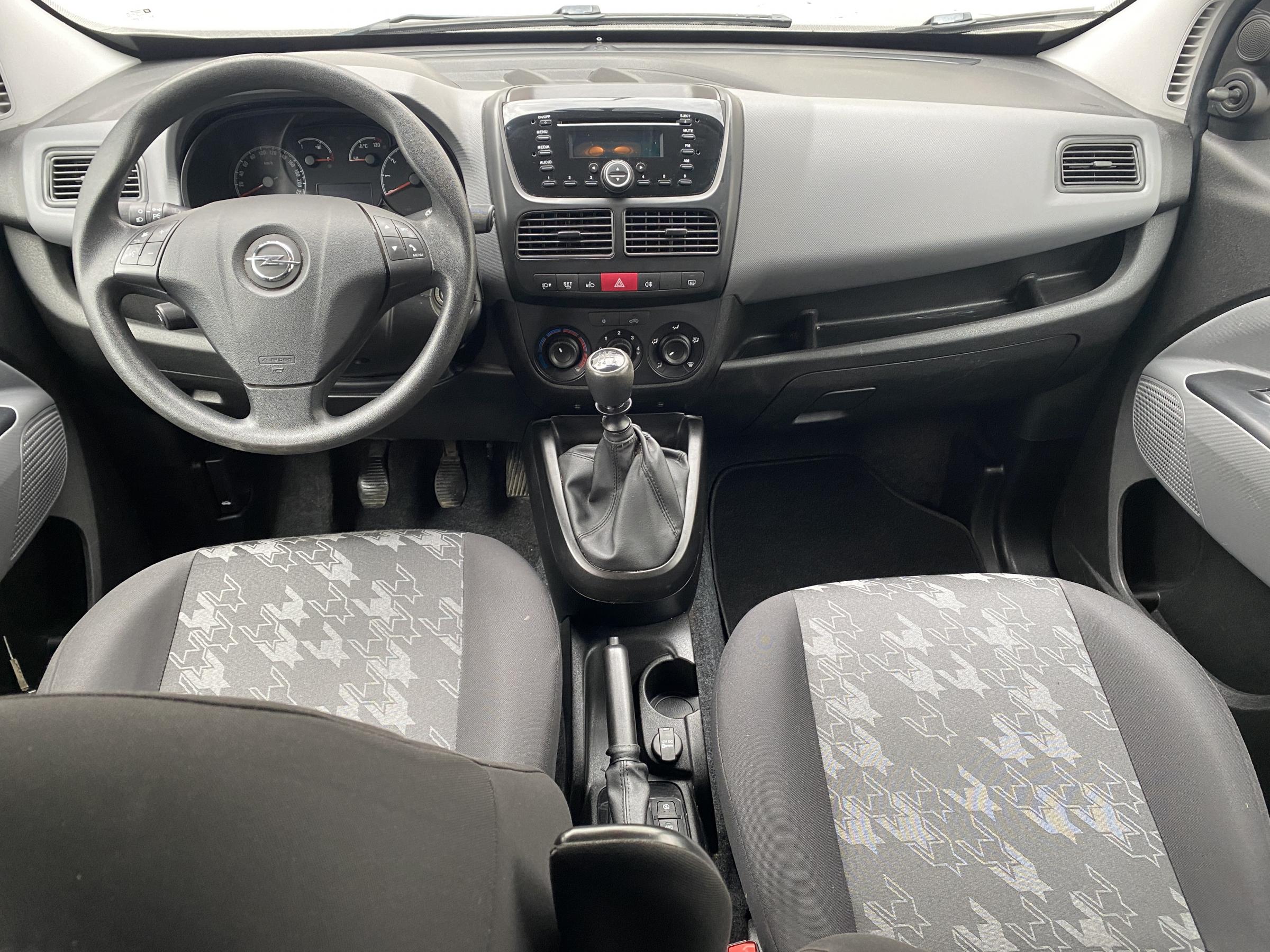 Opel Combo, 2015 - pohled č. 8