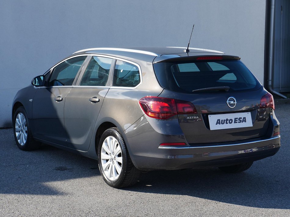 Opel Astra 1.4T 