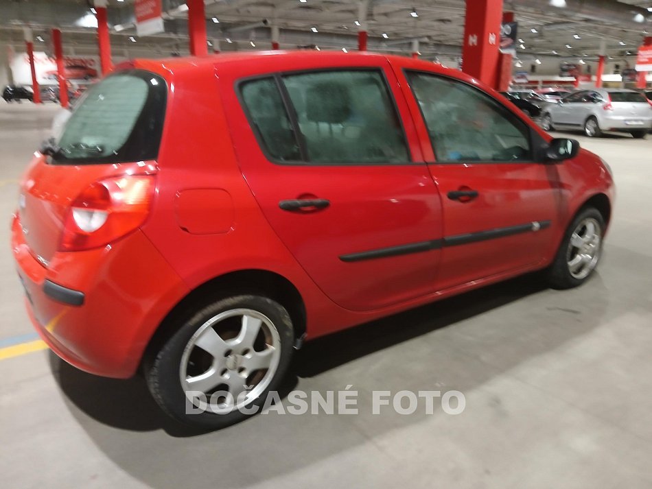 Renault Clio 1.1i 