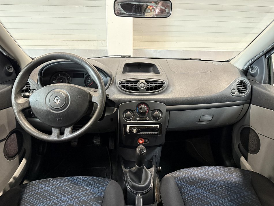 Renault Clio 1.1i 