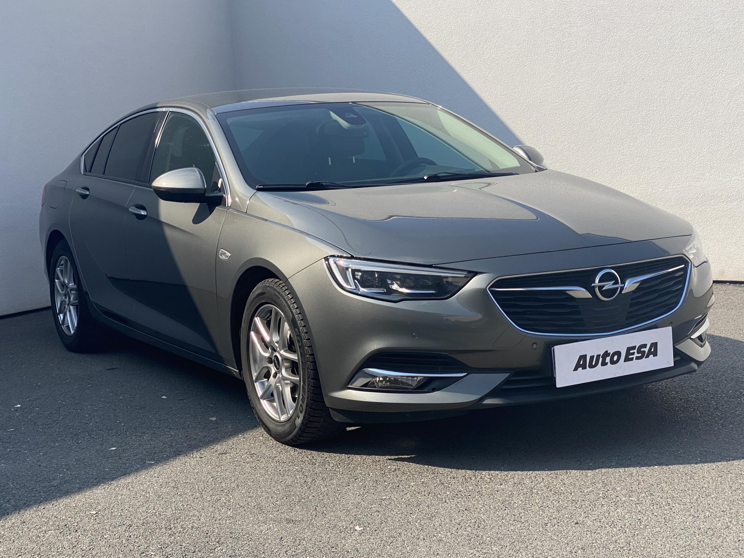 Opel Insignia, 2017 - celkový pohled