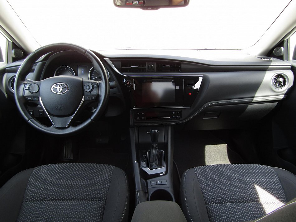 Toyota Corolla 1.6VVT-i 