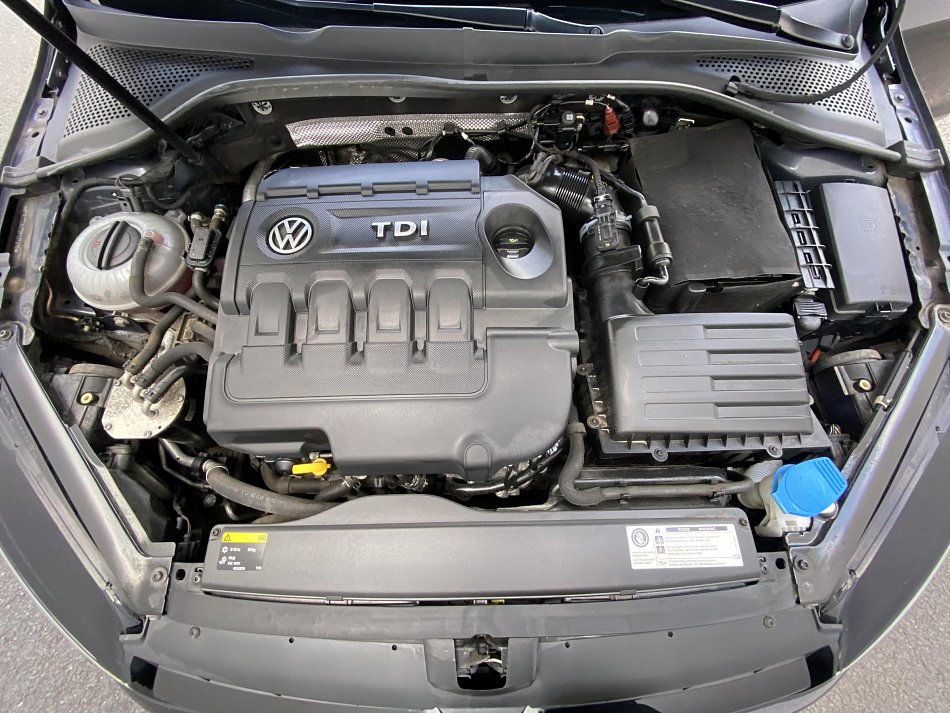 Volkswagen Golf 1.6TDi 