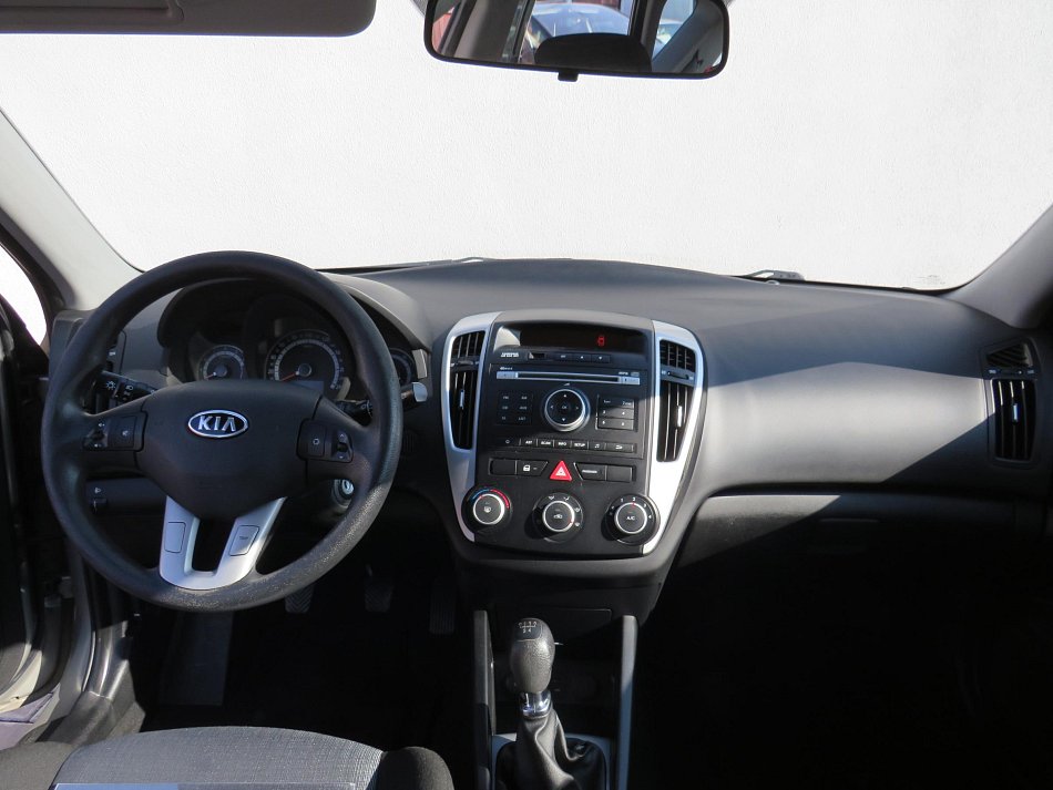 Kia Ceed 1.4CVVT 