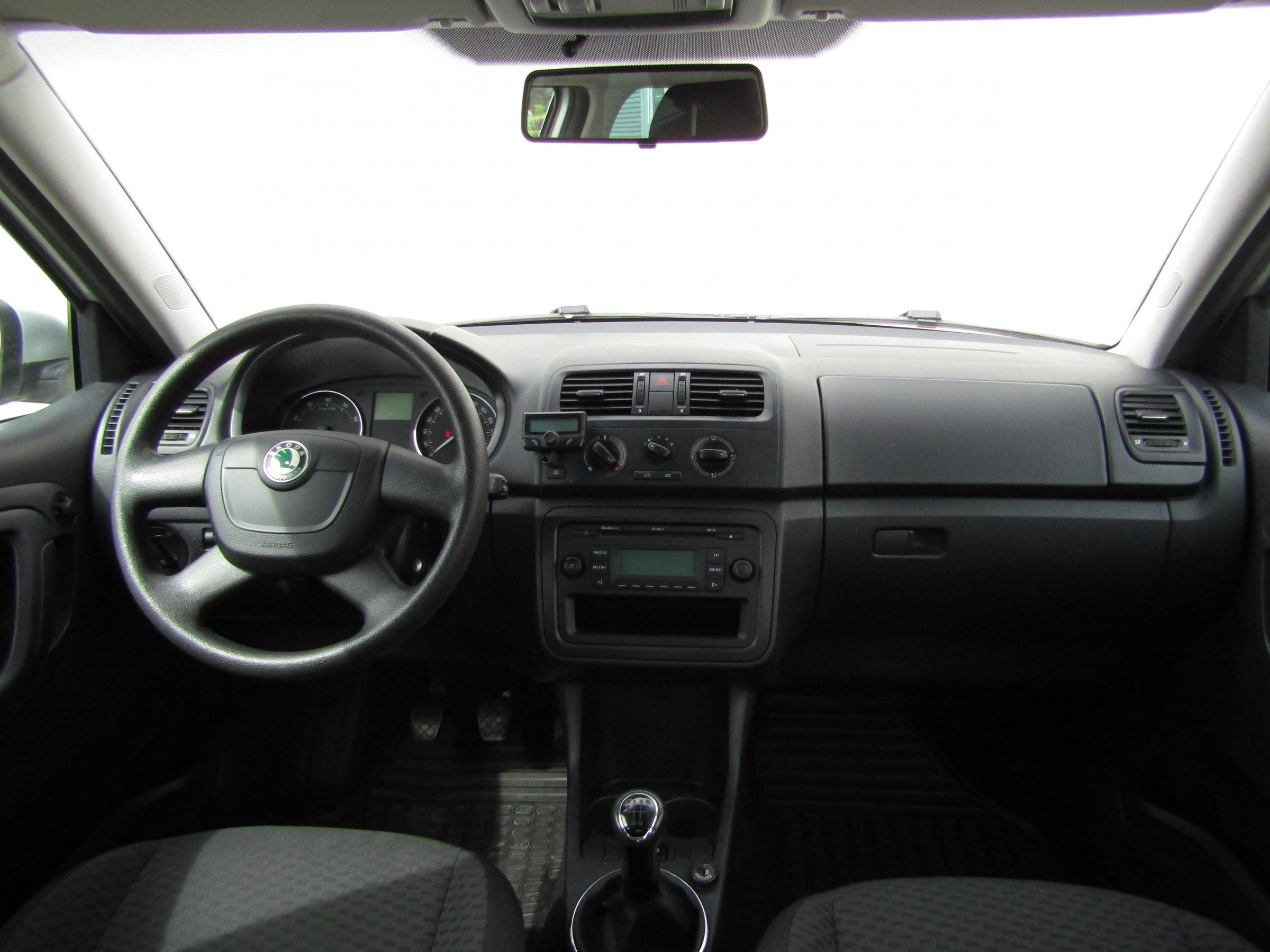 Škoda Fabia II, 2013 - pohled č. 9