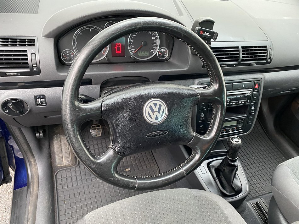 Volkswagen Sharan 2.0TDi 