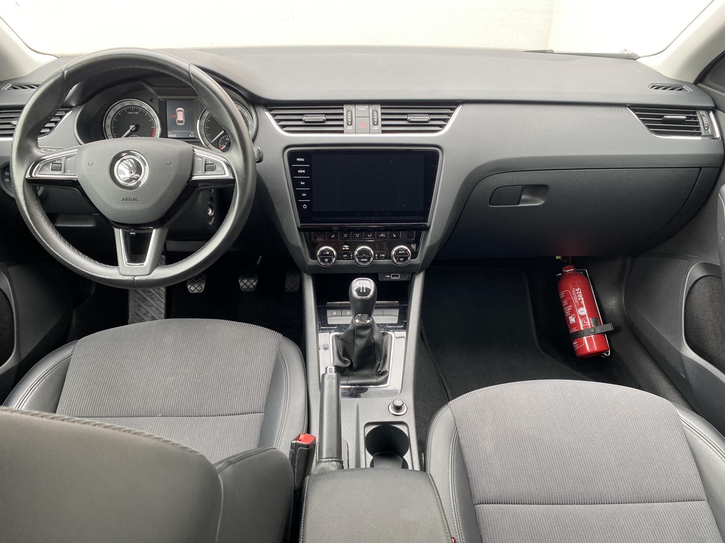 Škoda Octavia III, 2019 - pohled č. 9
