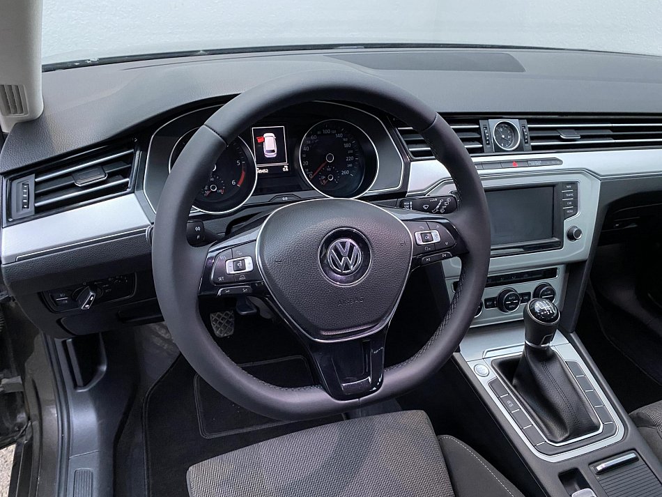 Volkswagen Passat 1.6 TDi Comfortline