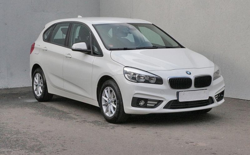 BMW Řada 2 1.5 i 