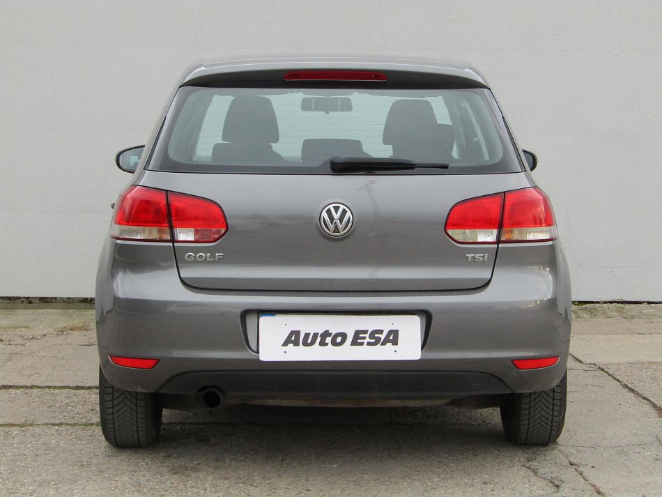 Volkswagen Golf 1.2 TSi 