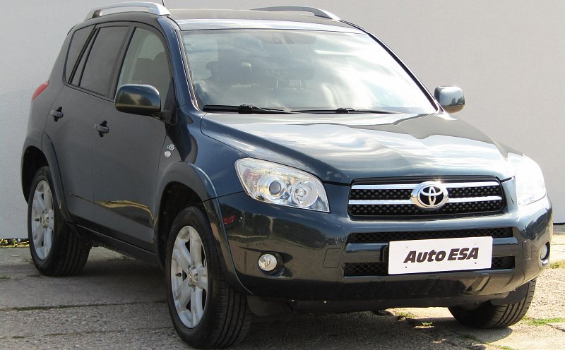 Toyota RAV4 2.2 D 