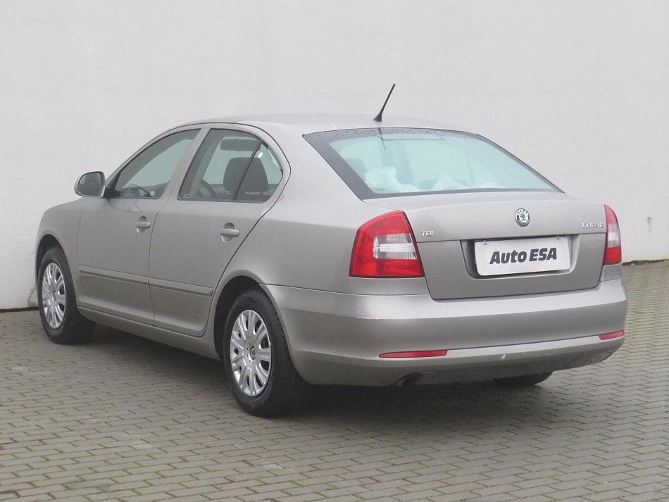 Škoda Octavia II 1.6 TDi Ambiente