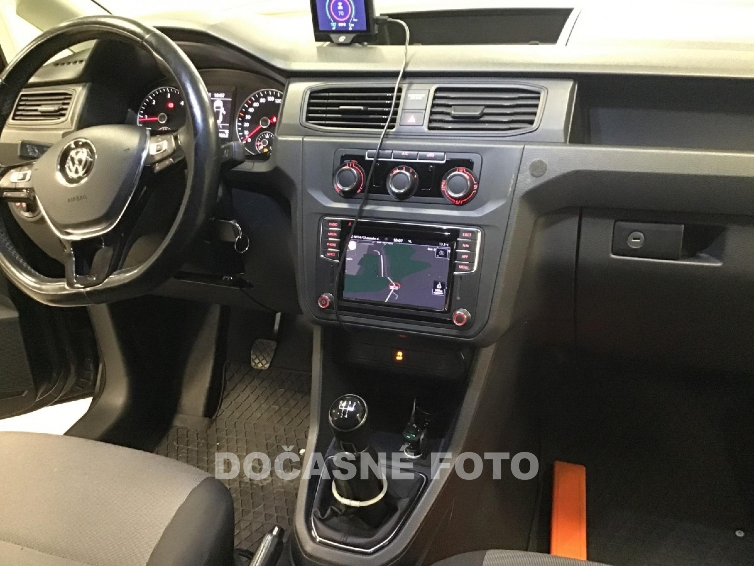 Volkswagen Caddy, 2018 - pohled č. 4