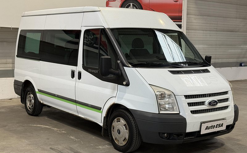 Ford Transit 2.2TDCi Trend L2H2 9míst