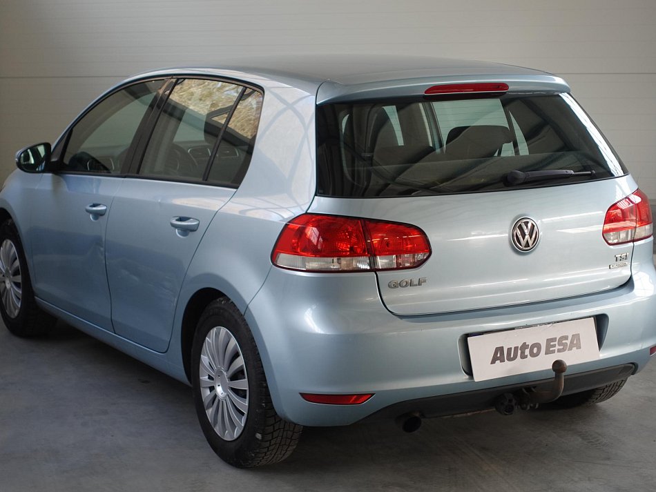 Volkswagen Golf 1.2TSI 