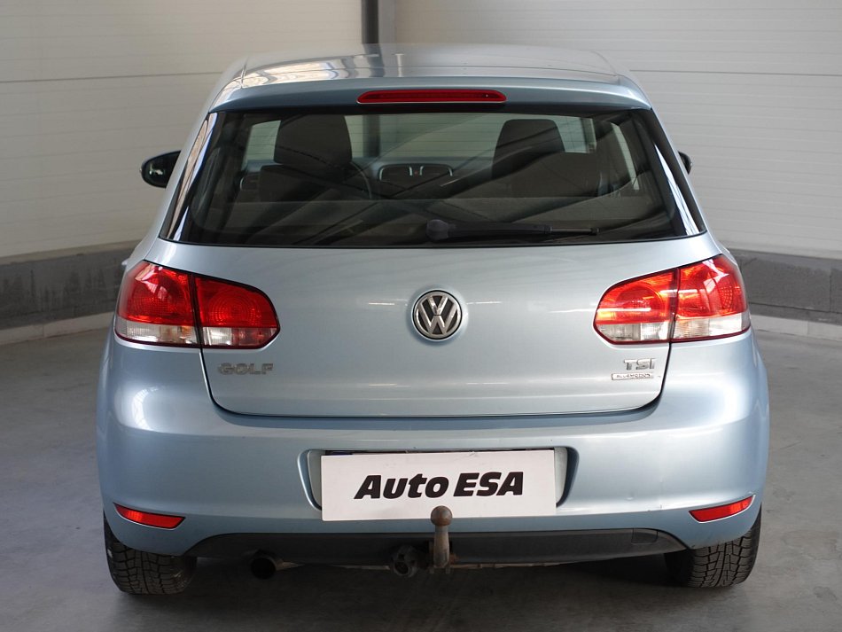 Volkswagen Golf 1.2TSI 