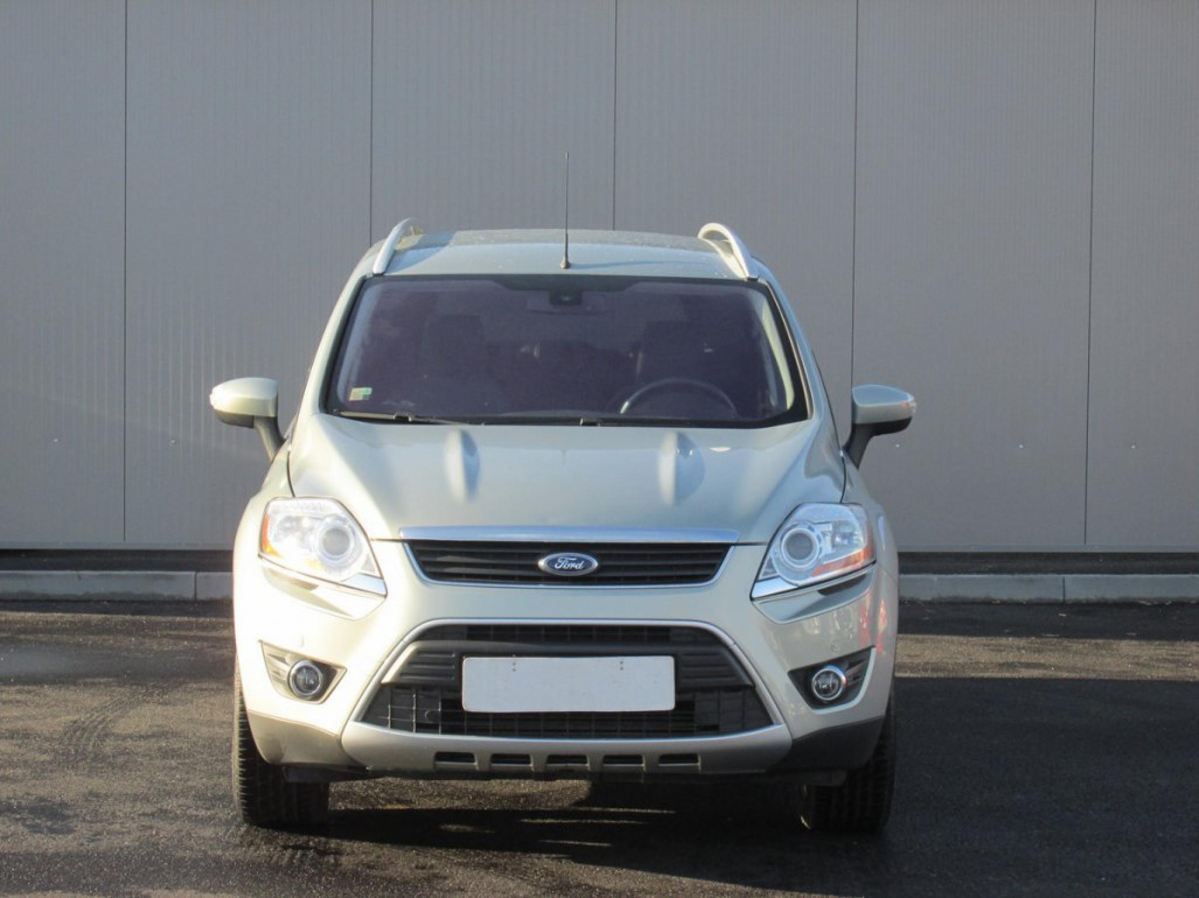 Ford Kuga, 2012 - pohled č. 2