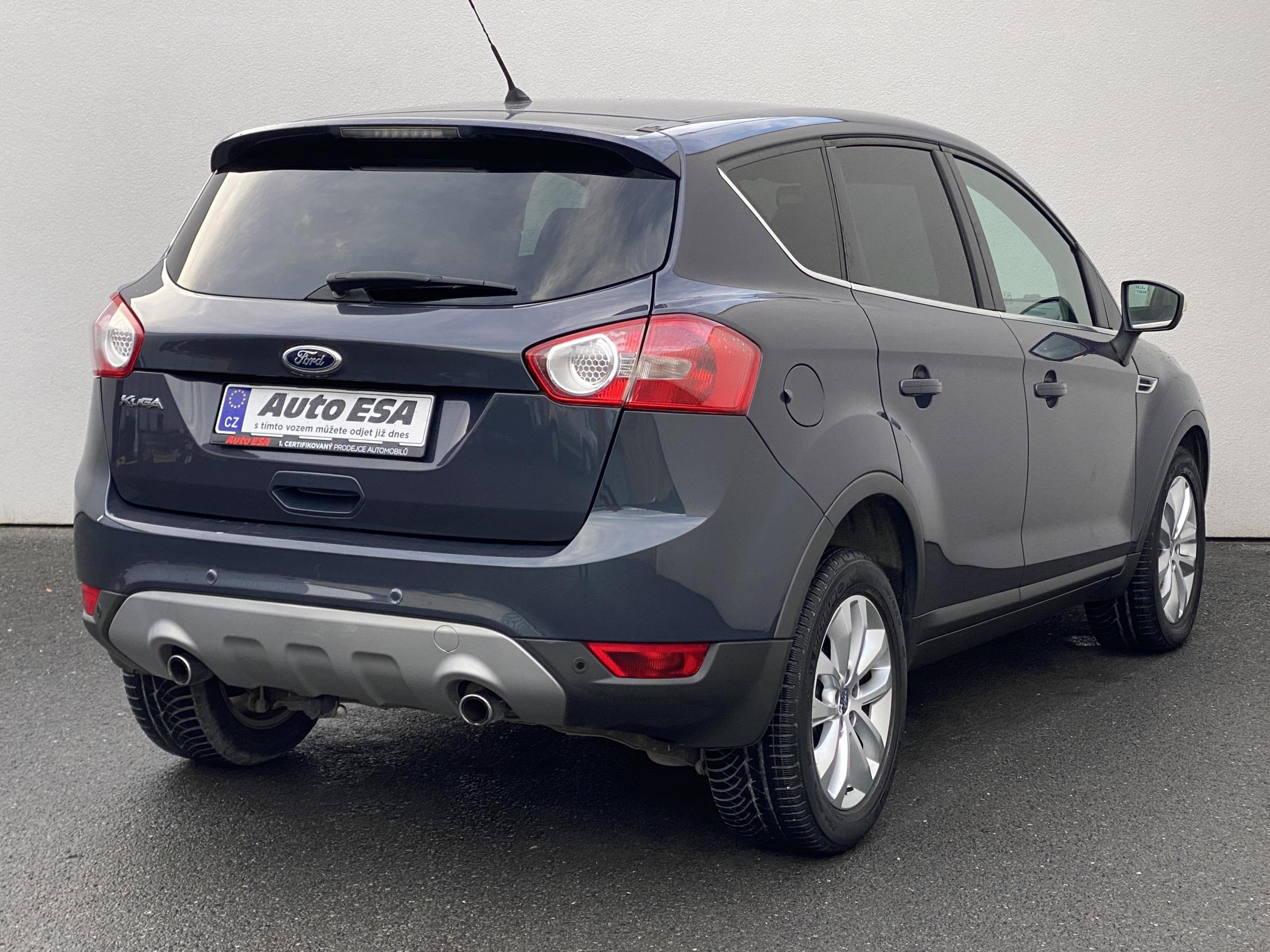 Ford Kuga, 2012 - pohled č. 4