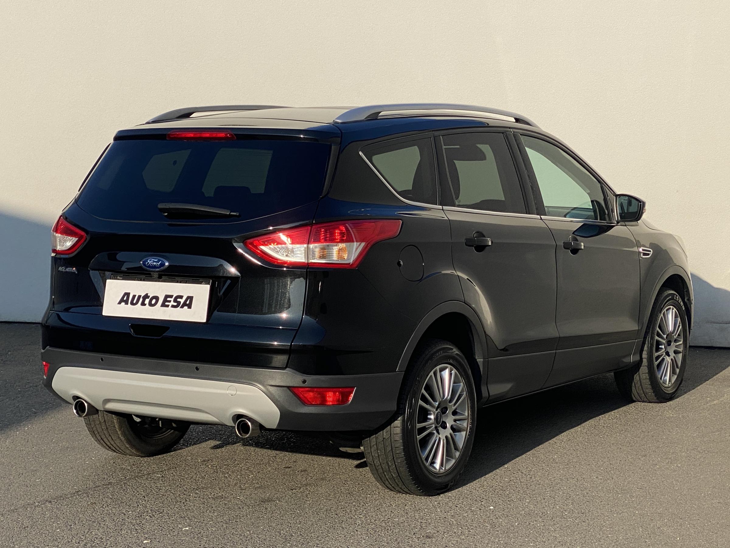 Ford Kuga, 2014 - pohled č. 4