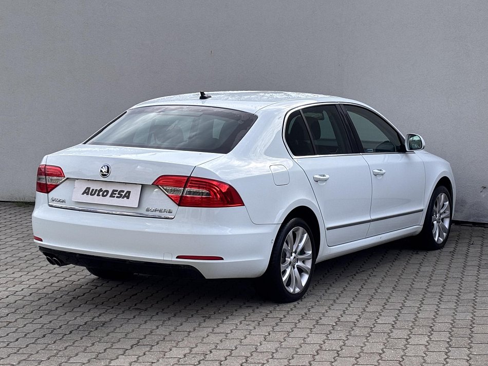 Škoda Superb II 2.0 TDi Elegance 4x4