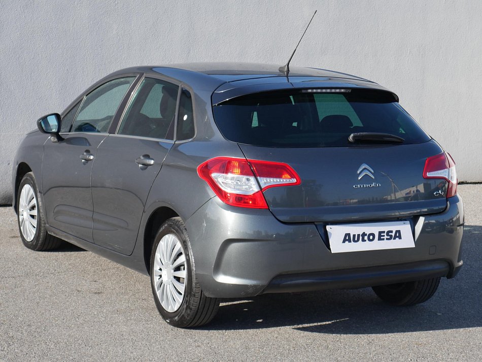 Citroën C4 1.6i 